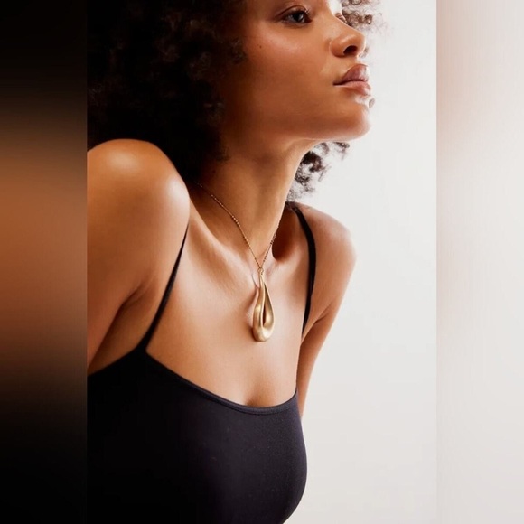 Free People Gold Lala Pendant Necklace - Picture 4 of 4